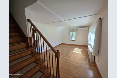 659 Pecks Rd, Pittsfield, MA 01201 - Photo 14