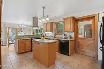 85 Via Franco St, Lee, MA 01238 - Photo 12