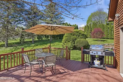 85 Via Franco St, Lee, MA 01238 - Photo 16