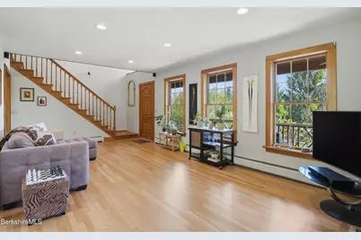 85 Via Franco St, Lee, MA 01238 - Photo 8