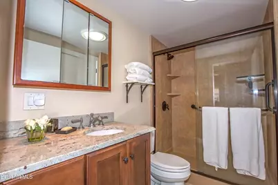 2 Wallace Rd #2E, Stockbridge, MA 01262 - Photo 22