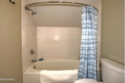 2 Wallace Rd #2E, Stockbridge, MA 01262 - Photo 32