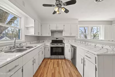294 Dalton Ave, Pittsfield, MA 01201 - Photo 14