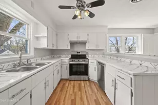 294 Dalton Ave, Pittsfield, MA 01201 - Photo 14
