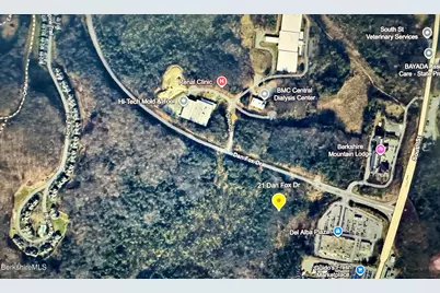 21 Dan Fox Dr, Pittsfield, MA 01201 - Photo 1
