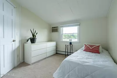 15 Sunrise St, Lanesborough, MA 01237 - Photo 22