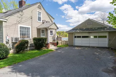 15 Sunrise St, Lanesborough, MA 01237 - Photo 32