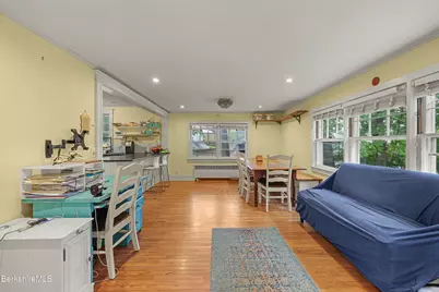 15 Kenilworth St, Pittsfield, MA 01201 - Photo 18