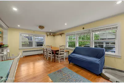 15 Kenilworth St, Pittsfield, MA 01201 - Photo 22