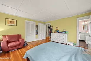 15 Kenilworth St, Pittsfield, MA 01201 - Photo 32