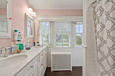 15 Kenilworth St, Pittsfield, MA 01201 - Photo 30