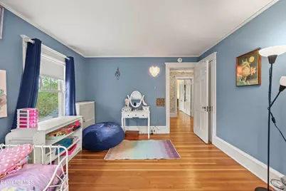 15 Kenilworth St, Pittsfield, MA 01201 - Photo 32