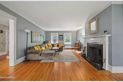 15 Kenilworth St, Pittsfield, MA 01201 - Photo 4