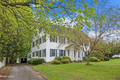 15 Kenilworth St, Pittsfield, MA 01201 - Photo 2