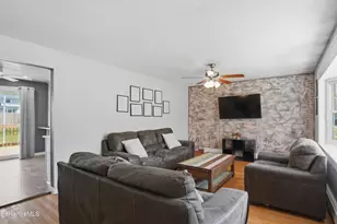 22 Quirico Dr, Pittsfield, MA 01201 - Photo 8