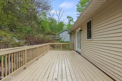 16 Spruce St, Great Barrington, MA 01230 - Photo 32