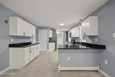 16 Spruce St, Great Barrington, MA 01230 - Photo 12