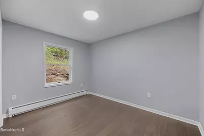 16 Spruce St, Great Barrington, MA 01230 - Photo 26