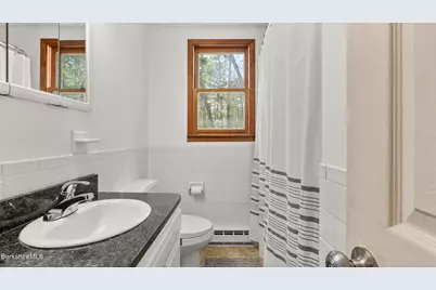 230 Middle Rd, Austerlitz, NY 12017 - Photo 18