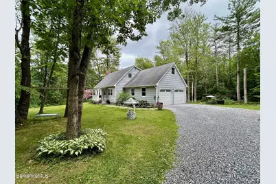 230 Middle Rd, Austerlitz, NY 12017 - Photo 2