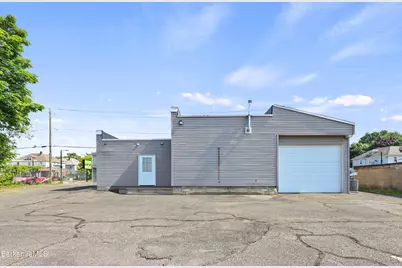 376 Tyler St, Pittsfield, MA 01201 - Photo 18