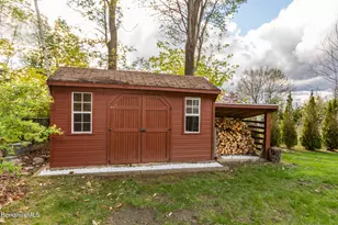48 Lindsay Dr, Dalton, MA 01226 - Photo 10