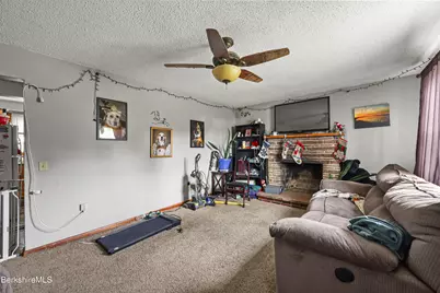 77 Imperial Ave, Pittsfield, MA 01201 - Photo 4