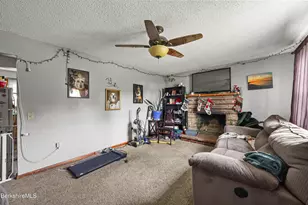 77 Imperial Ave, Pittsfield, MA 01201 - Photo 4