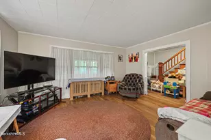 87 Livingston Ave, Pittsfield, MA 01201 - Photo 6