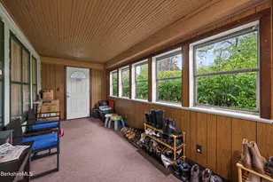 87 Livingston Ave, Pittsfield, MA 01201 - Photo 2