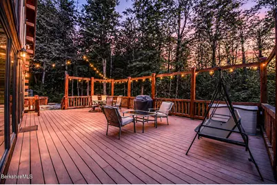 233 Algerie Rd, Becket, MA 01223 - Photo 2
