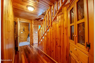 233 Algerie Rd, Becket, MA 01223 - Photo 10