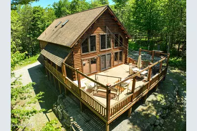233 Algerie Rd, Becket, MA 01223 - Photo 2