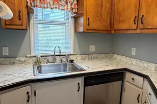 144 Pleasant St, North Adams, MA 01247 - Photo 6