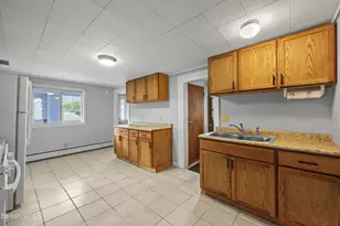 11 Richmond Ln, Adams, MA 01220 - Photo 8