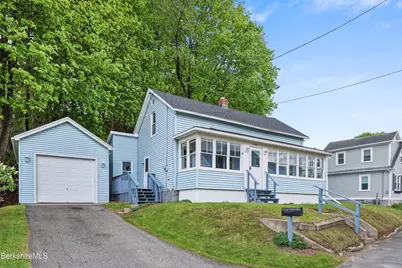 11 Richmond Ln, Adams, MA 01220 - Photo 2