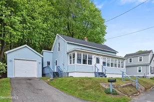 11 Richmond Ln, Adams, MA 01220 - Photo 2