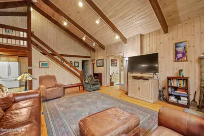 422 Bonny Rigg Hill Rd, Becket, MA 01223 - Photo 6