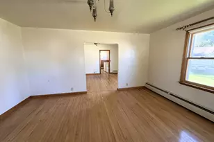 62 Walker St, North Adams, MA 01247 - Photo 10
