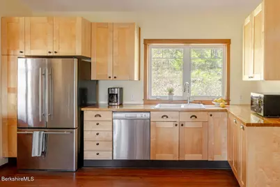 142 Rote Hill Rd, Sheffield, MA 01257 - Photo 10