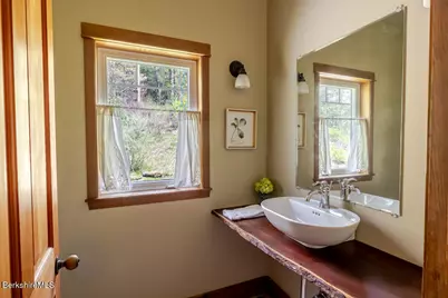 142 Rote Hill Rd, Sheffield, MA 01257 - Photo 18