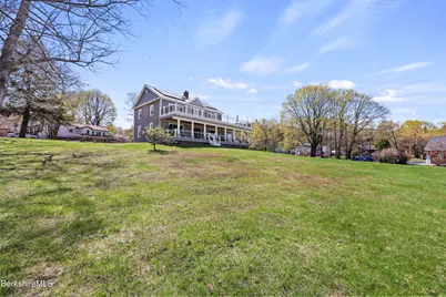 757 Main St, Lanesborough, MA 01237 - Photo 12
