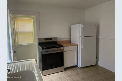 38 Hollister St, Pittsfield, MA 01201 - Photo 42