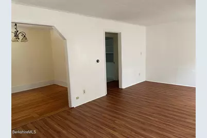 38 Hollister St, Pittsfield, MA 01201 - Photo 6