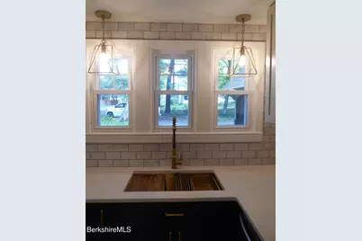 14 Cooper Pkwy, Pittsfield, MA 01201 - Photo 12