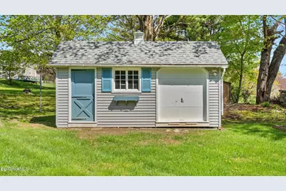 26 Partridge Rd, Pittsfield, MA 01201 - Photo 6