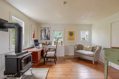 196 Norfolk Rd, New Marlboro, MA 01259 - Photo 26
