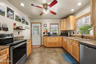 13 Simon Ave, Adams, MA 01220 - Photo 8