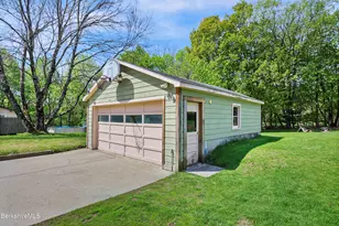 13 Simon Ave, Adams, MA 01220 - Photo 30