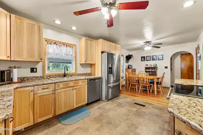 13 Simon Ave, Adams, MA 01220 - Photo 12